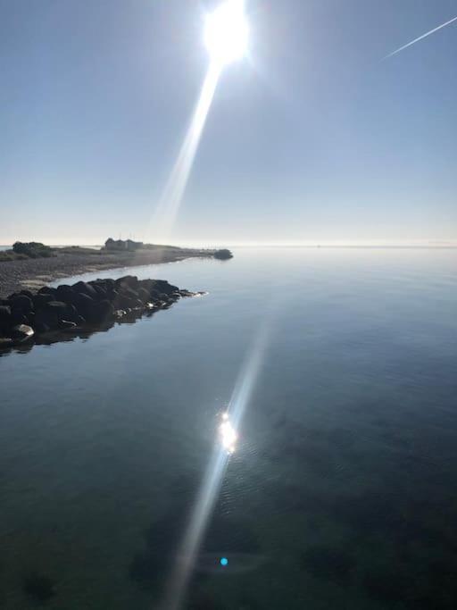 Villa Skont Fiskerhus. Taet Pa By, Havn Og Havet Marstal Esterno foto