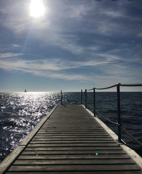 Villa Skont Fiskerhus. Taet Pa By, Havn Og Havet Marstal Esterno foto