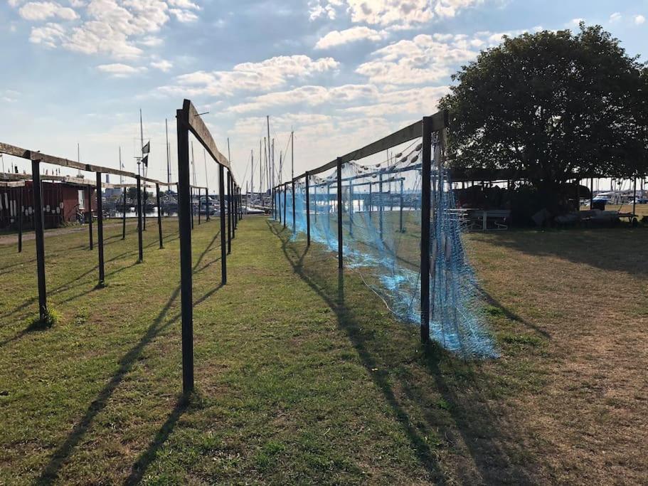 Villa Skont Fiskerhus. Taet Pa By, Havn Og Havet Marstal Esterno foto